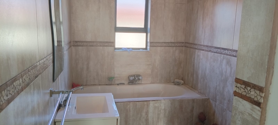 3 Bedroom Property for Sale in Club View Eastern Cape